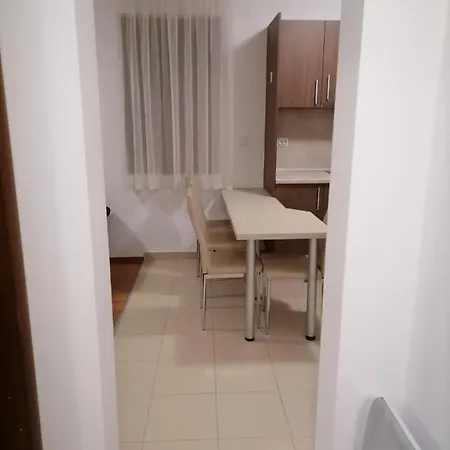 Private In Belvedere Club Apartman